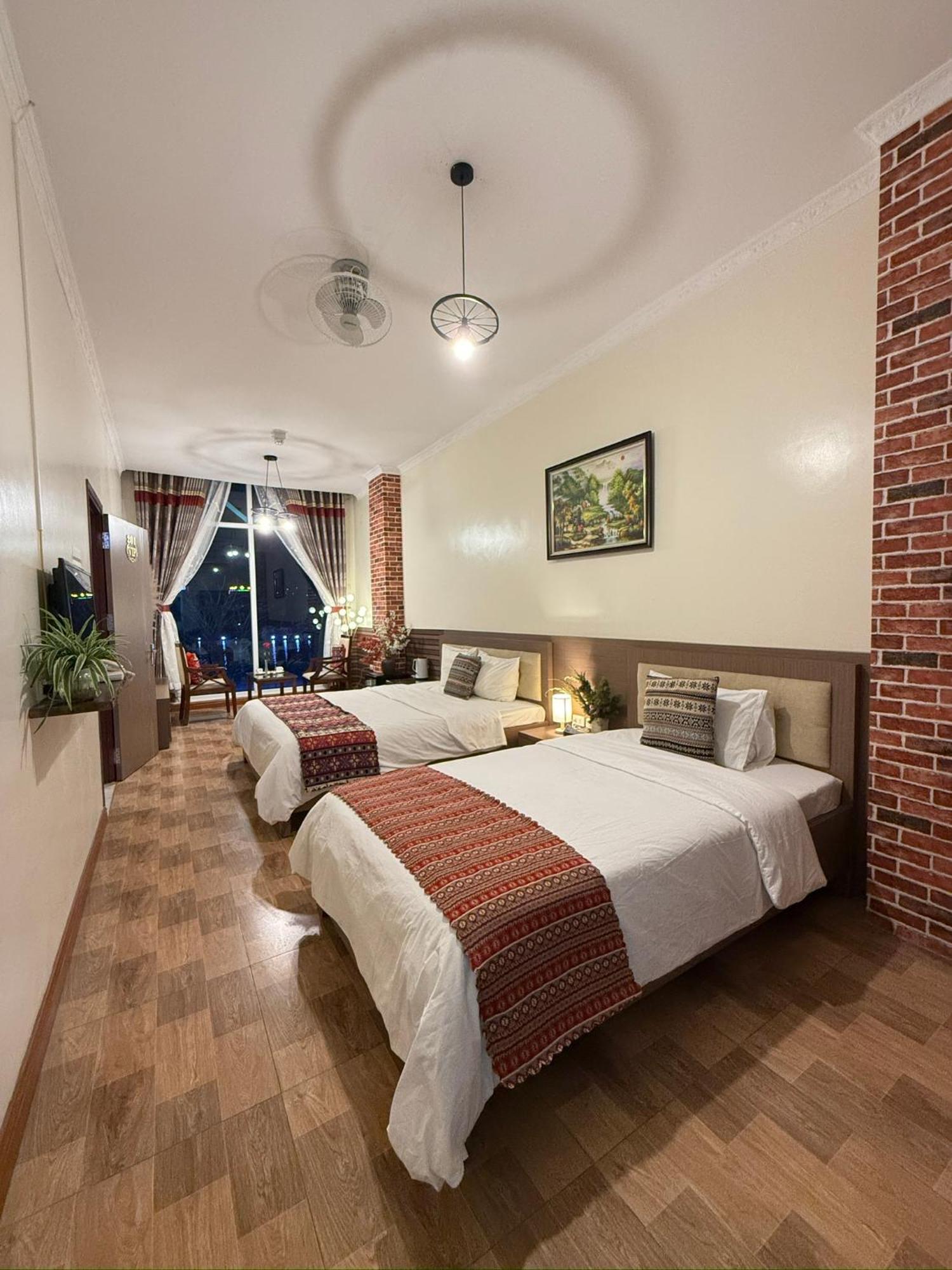 Anh Hong Hotel Ta Lan Than Bagian luar foto