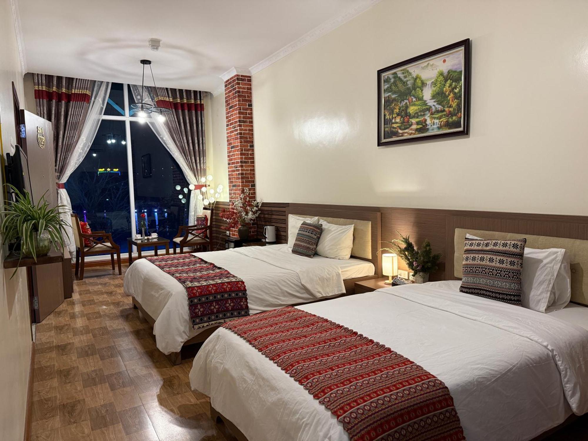 Anh Hong Hotel Ta Lan Than Bagian luar foto