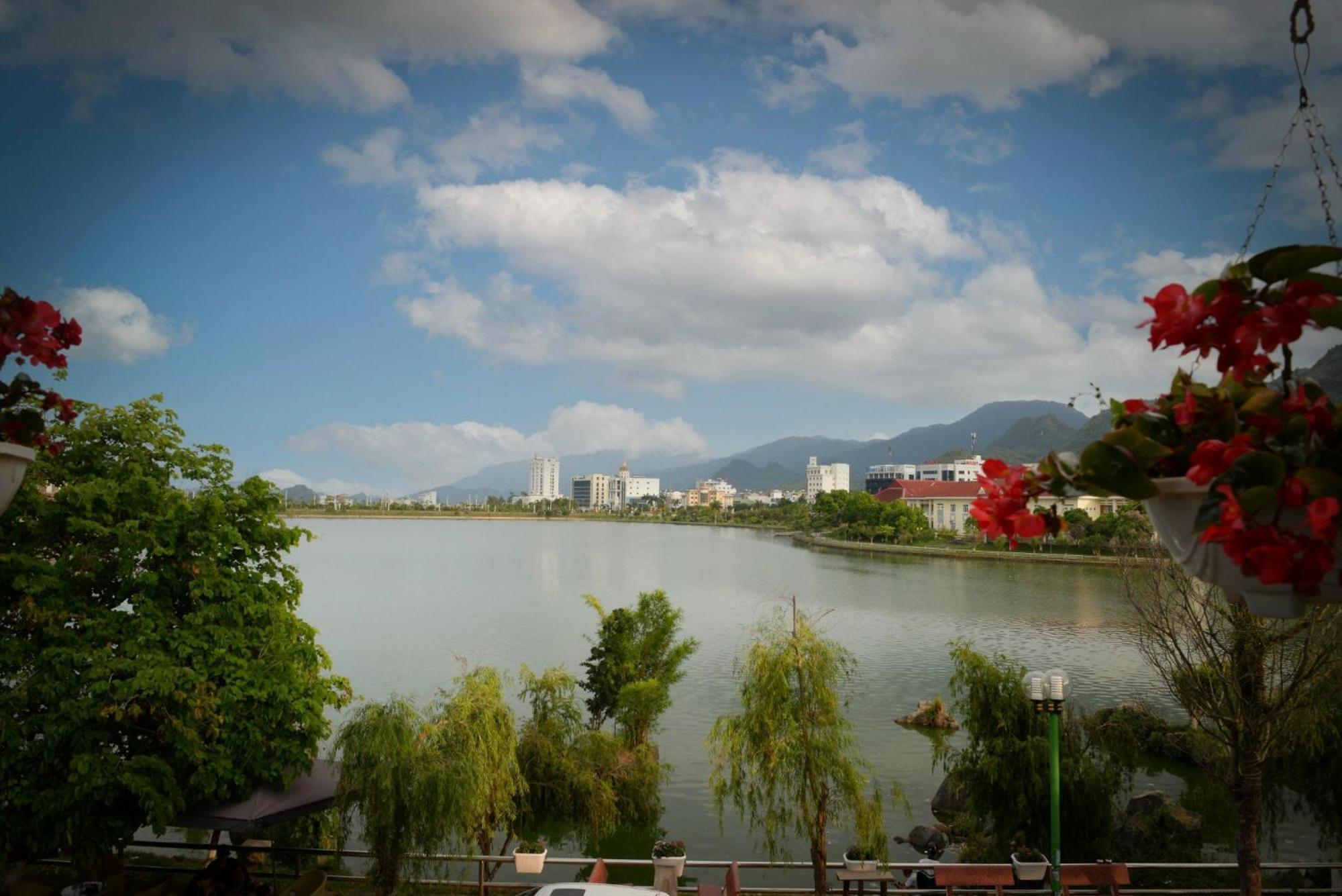 Anh Hong Hotel Ta Lan Than Bagian luar foto